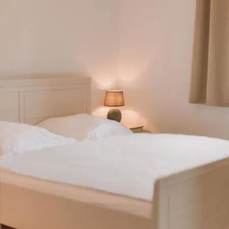 Haffdroom - Ihre Ferienhauser An Der Ostsee * Klein Stromkendorf